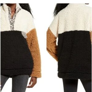 THREAD AND SUPPLY-Teddy bear fleece pull over